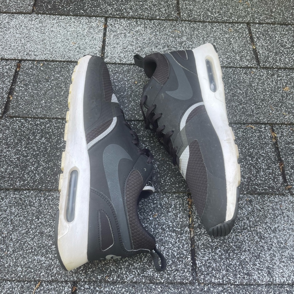 Mens Nike Air Max (size 12) - Picture 9 of 9